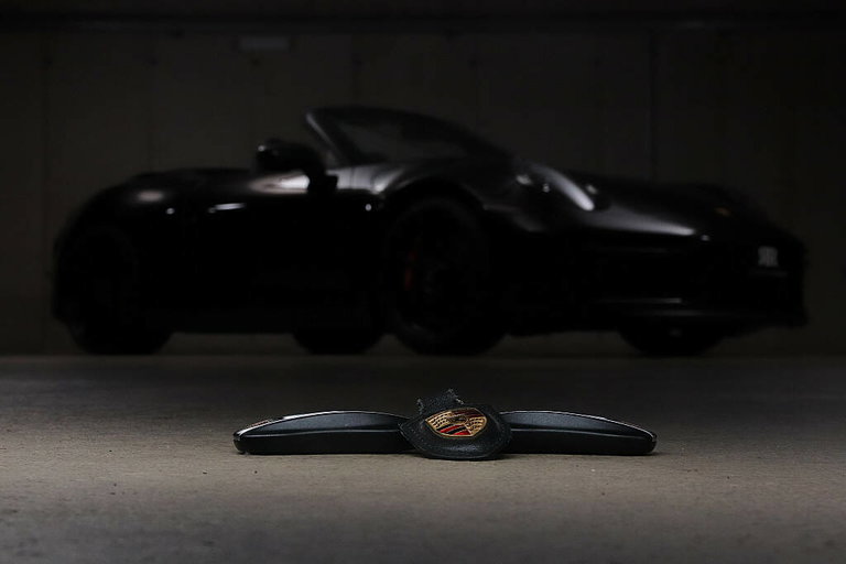 Porsche 992 Carrera 4 GTS
