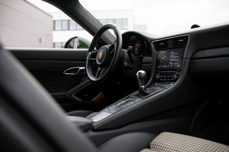 Porsche 991.2 GT3 Touring