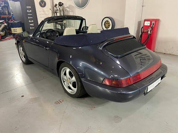 Porsche 964 Carrera 4