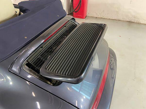 Porsche 964 Carrera 4