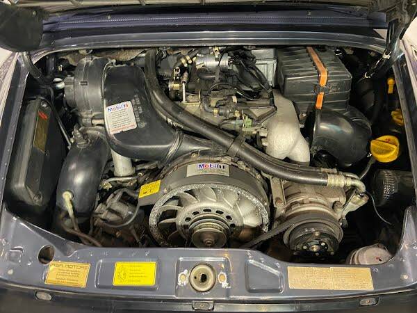 Porsche 964 Carrera 4
