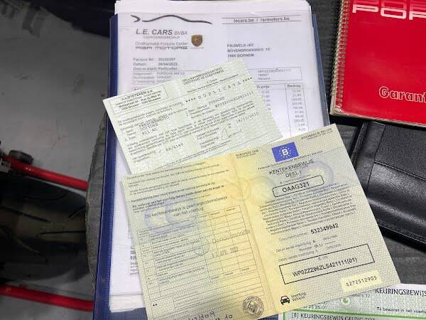 Porsche 964 Carrera 4