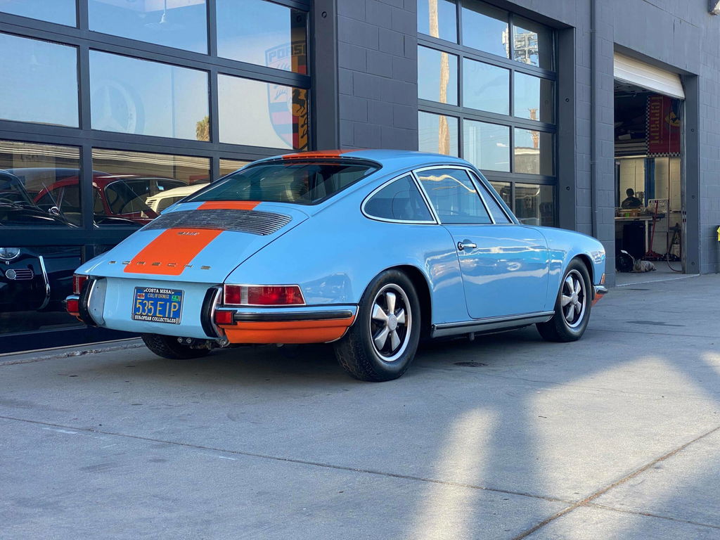 Porsche 911 T