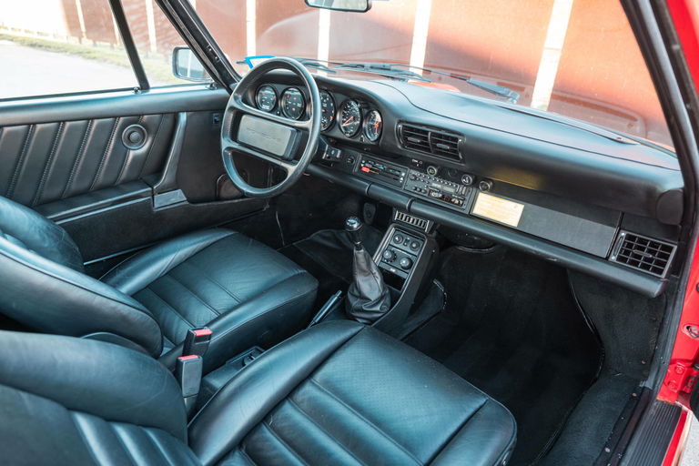 Porsche 911 Turbo 3.3 (US)