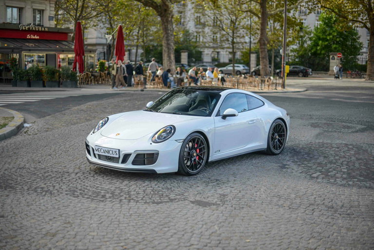 Porsche 991.2 Carrera 4 GTS