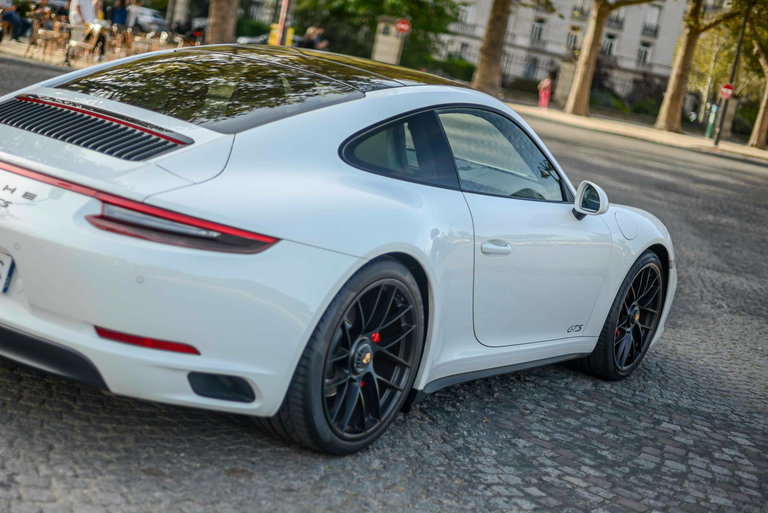 Porsche 991.2 Carrera 4 GTS
