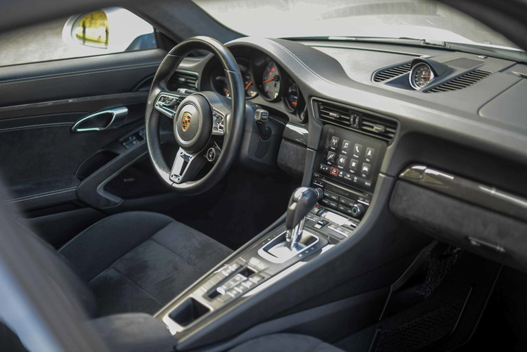 Porsche 991.2 Carrera 4 GTS