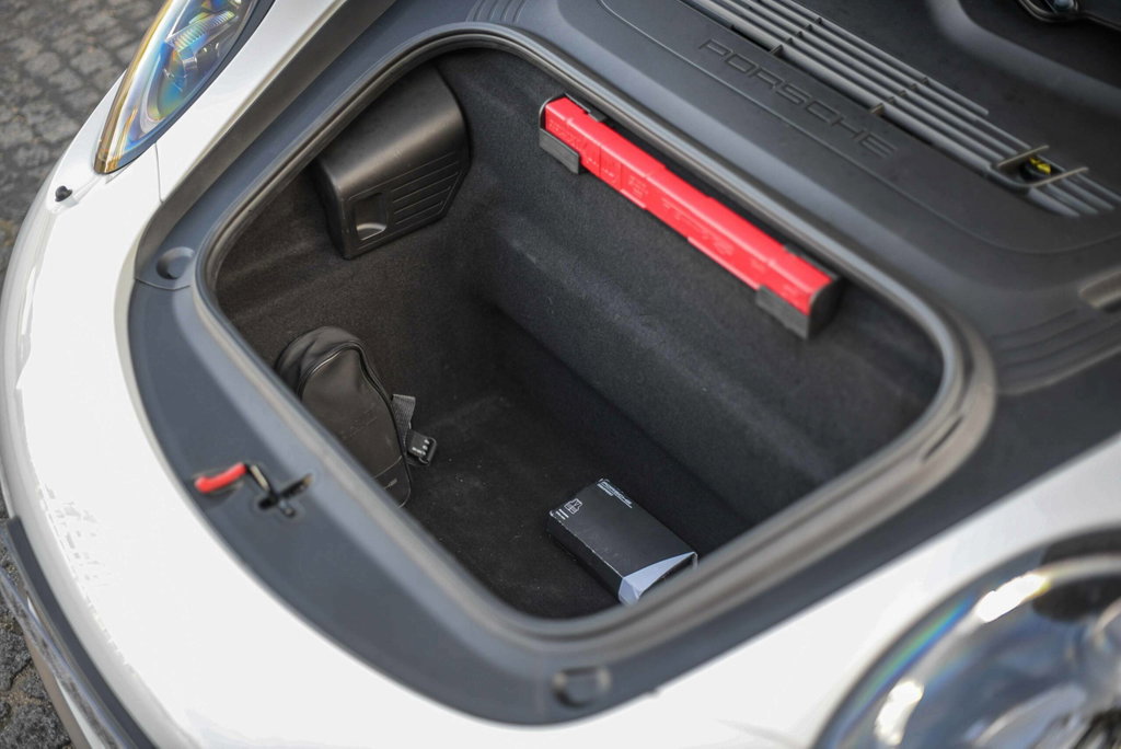 Porsche 991.2 Carrera 4 GTS