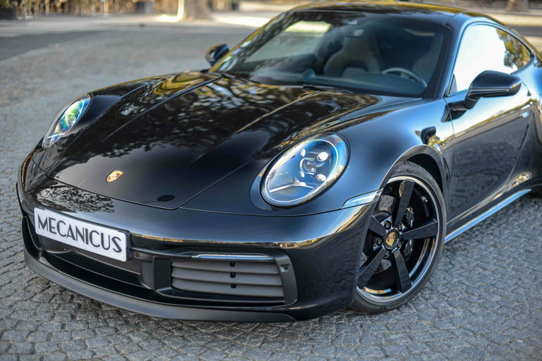 Porsche 992 Carrera 4S