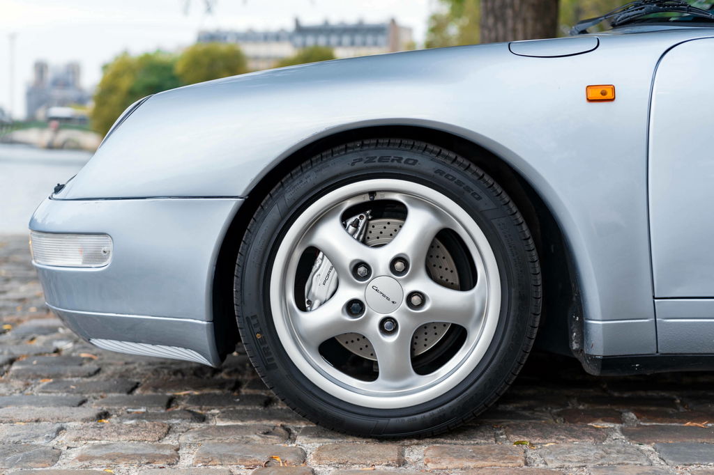 Porsche 993 Carrera 4
