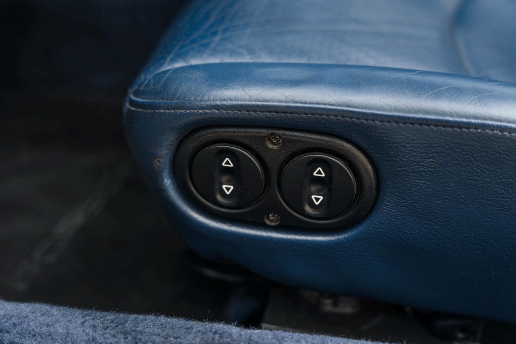 Porsche 993 Carrera 4