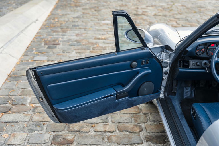 Porsche 993 Carrera 4