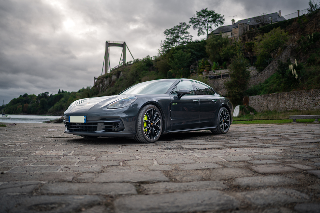 Porsche Panamera 4 E-Hybrid