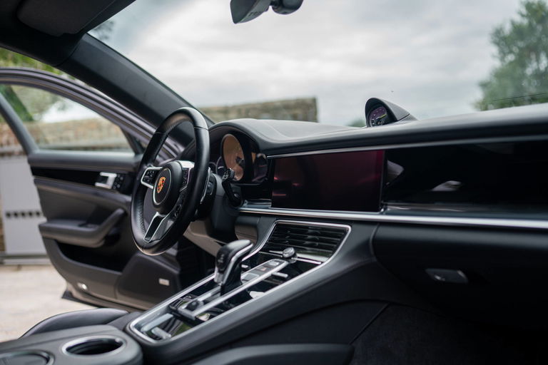 Porsche Panamera 4 E-Hybrid