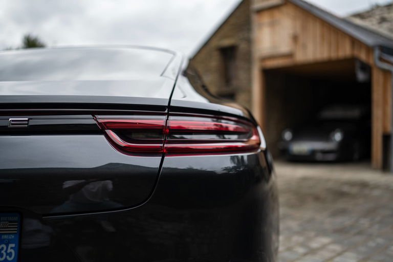 Porsche Panamera 4 E-Hybrid