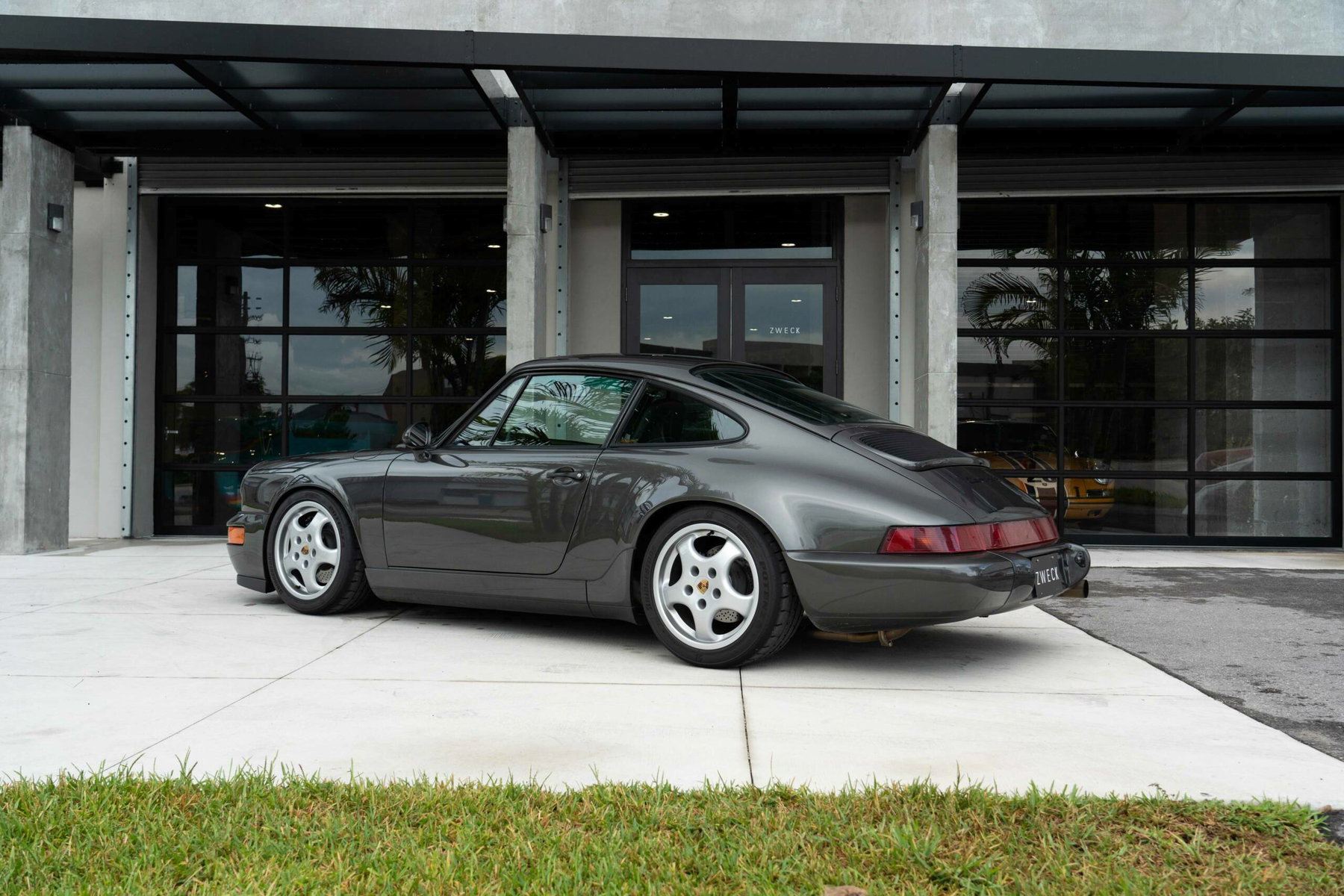 【ボエページ】② Porsche 964 Carrera 2 Cabrio WTL 1992 - elferspot.com