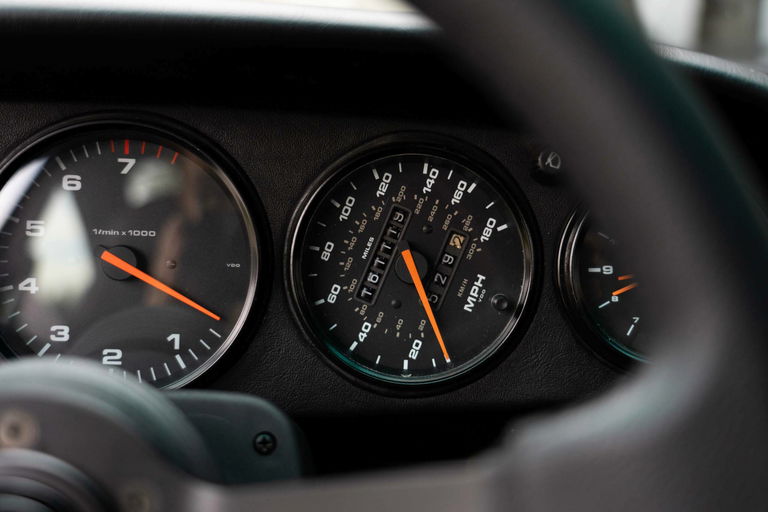 Porsche 964 Carrera 2