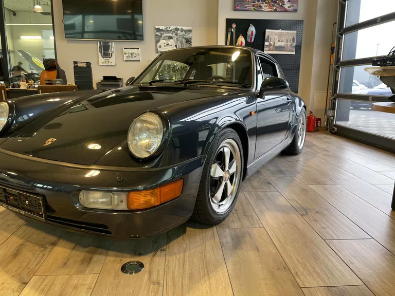 Porsche 964 Carrera 4