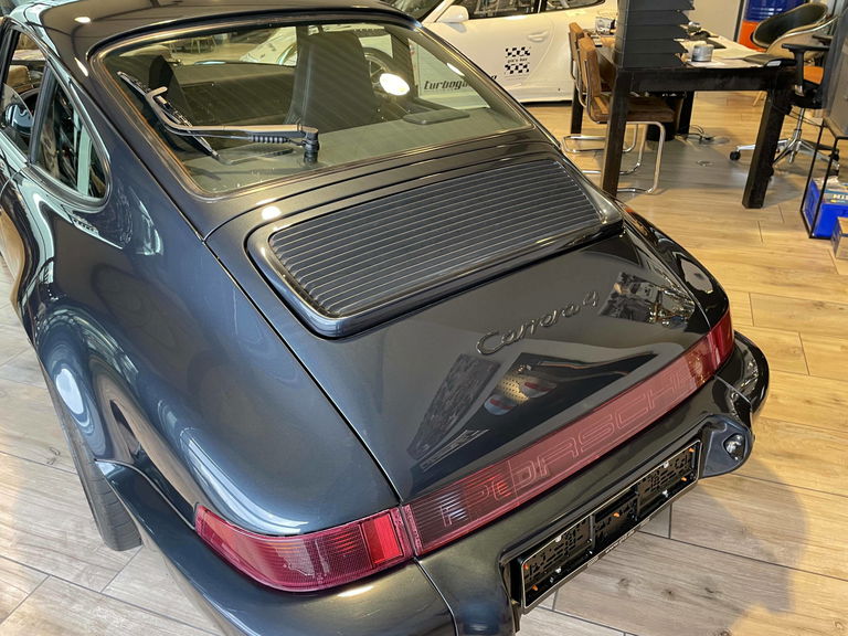 Porsche 964 Carrera 4