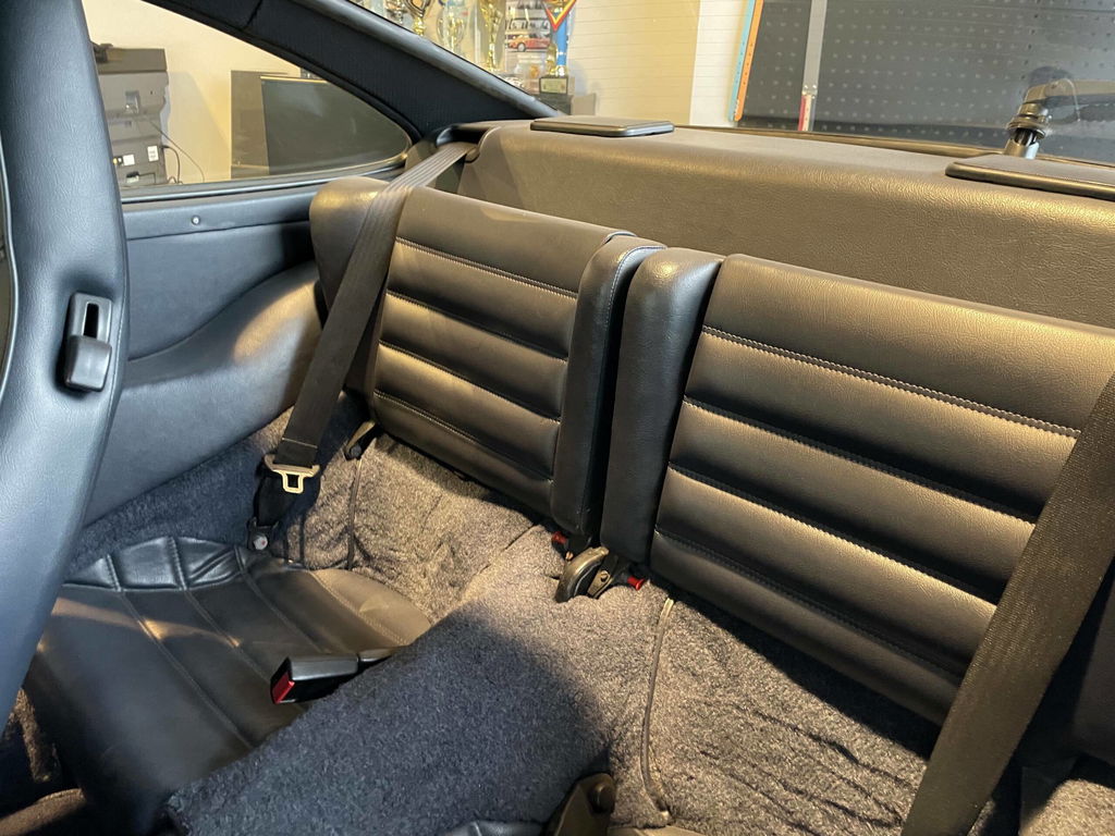 Porsche 964 Carrera 4