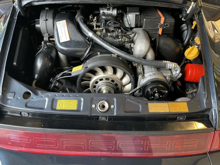 Porsche 964 Carrera 4