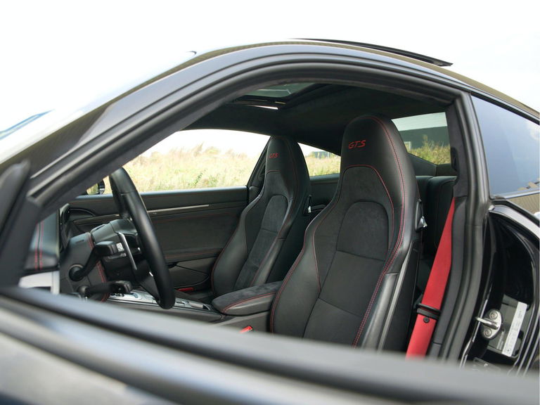 Porsche 991.2 Carrera 4 GTS