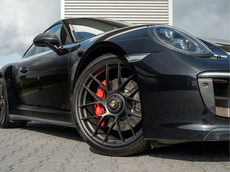 Porsche 991.2 Carrera 4 GTS