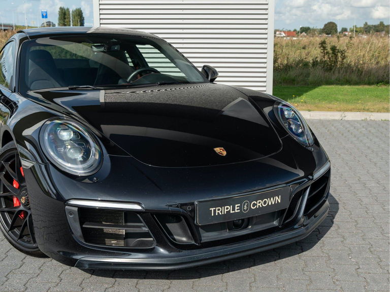 Porsche 991.2 Carrera 4 GTS