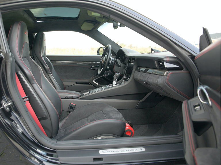 Porsche 991.2 Carrera 4 GTS