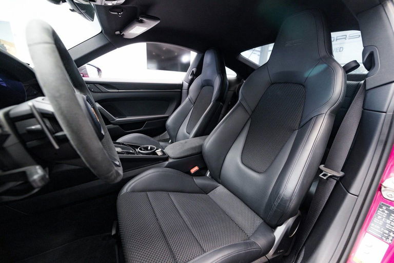 Porsche 992 Carrera T