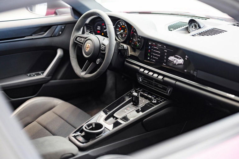 Porsche 992 Carrera T