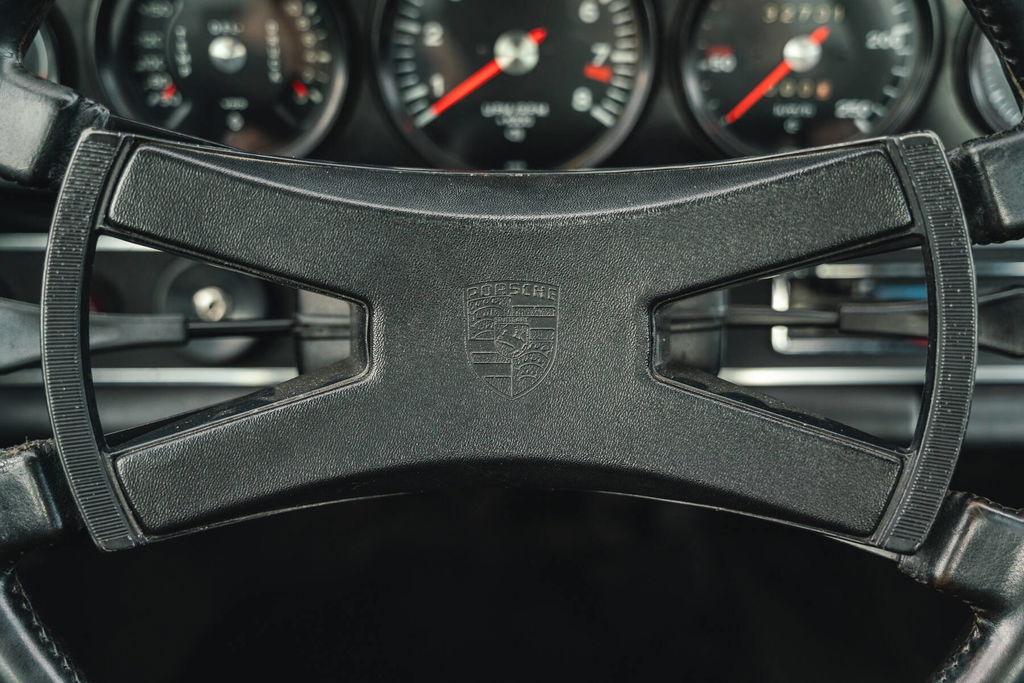Porsche 911 S (F-Modell)