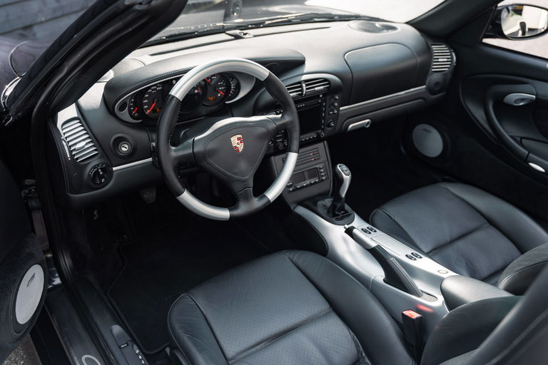 Porsche 996 Carrera 4S