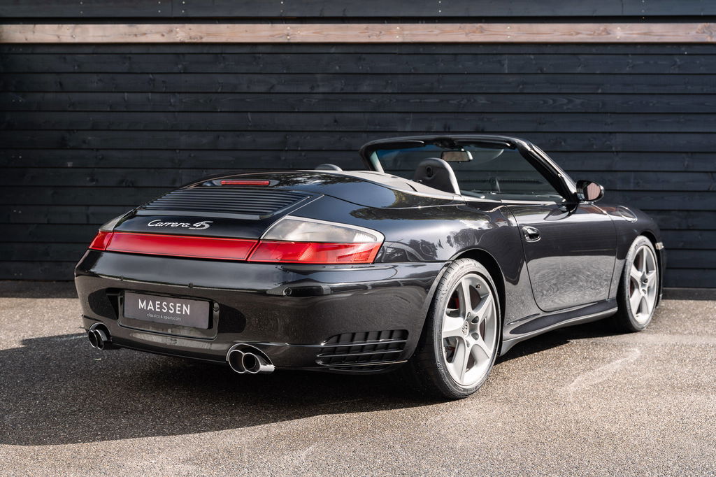 Porsche 996 Carrera 4S