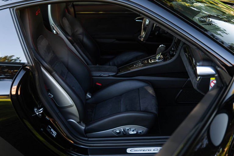 Porsche 991 Carrera GTS