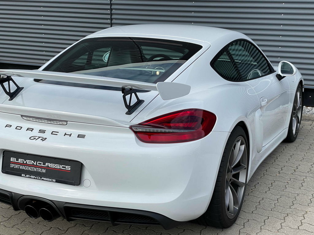 Porsche 981 Cayman GT4