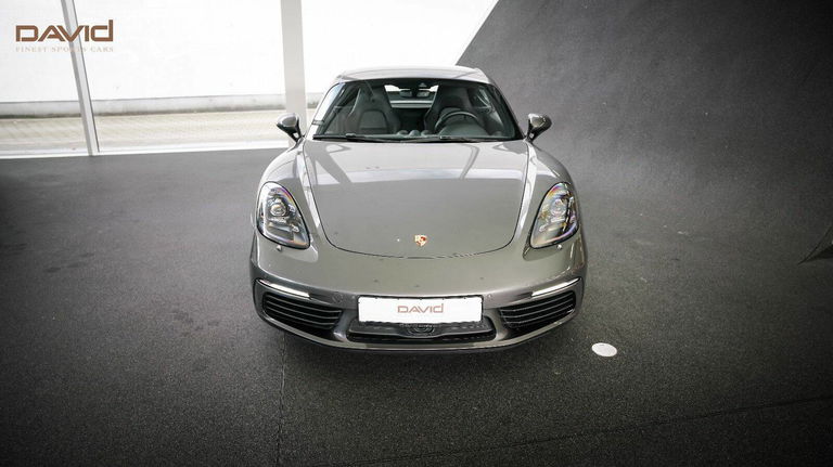 Porsche 718 Cayman S