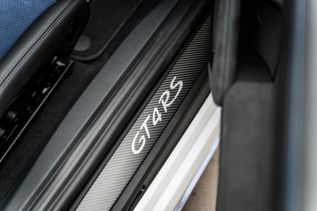 Porsche 718 Cayman GT4 RS