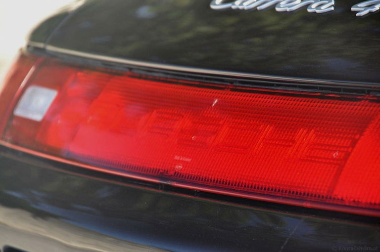 Porsche 993 Carrera 4