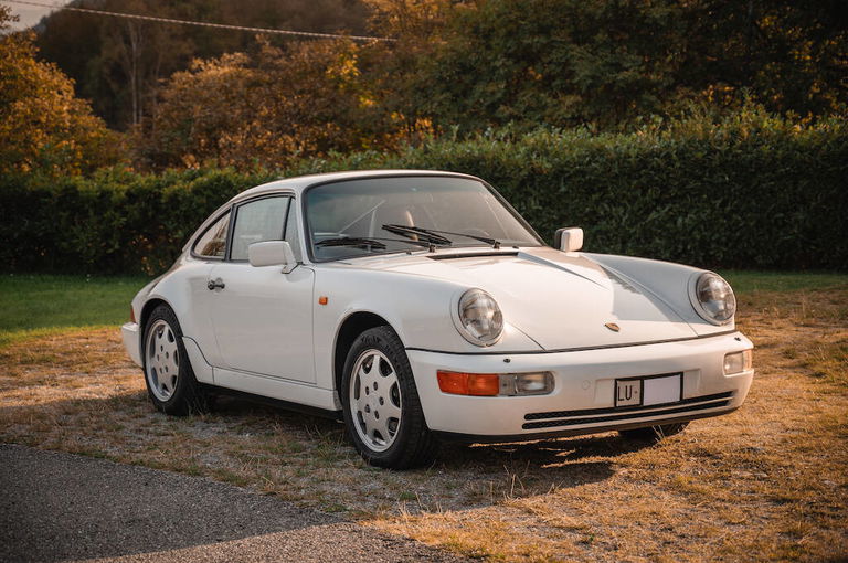 Porsche 964 Carrera 4