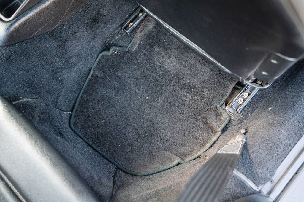 Porsche 964 Carrera 4