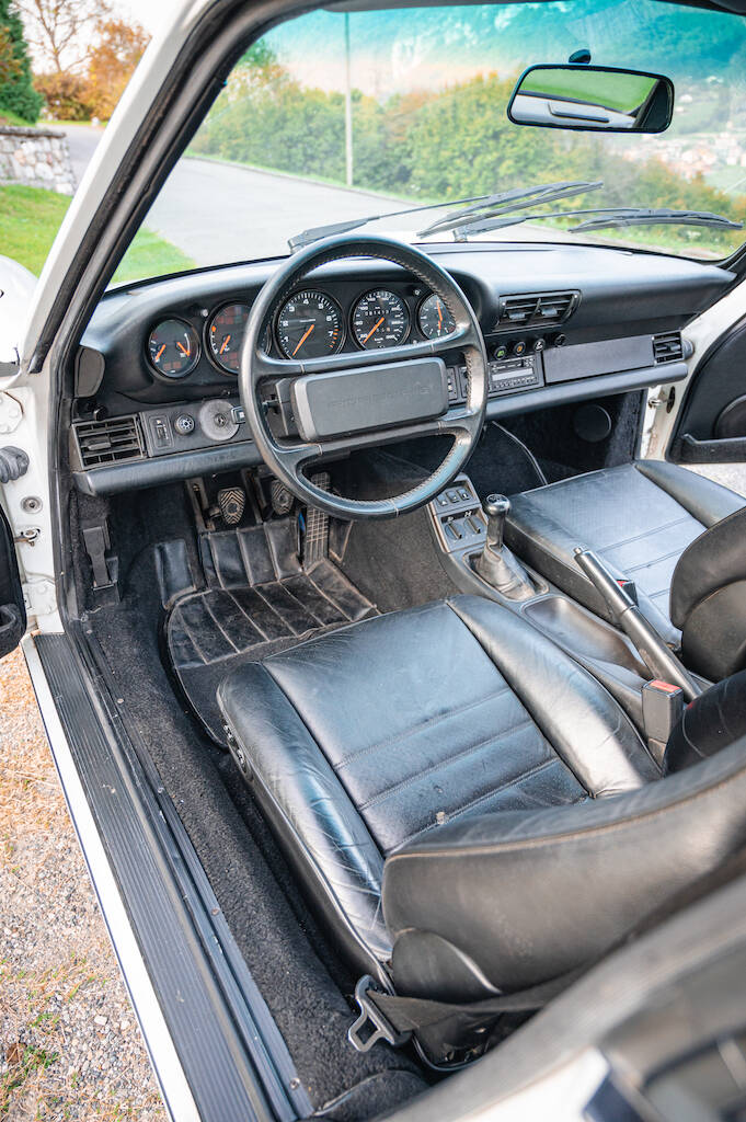 Porsche 964 Carrera 4