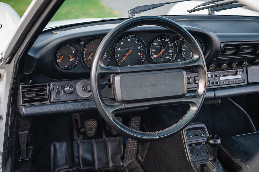 Porsche 964 Carrera 4