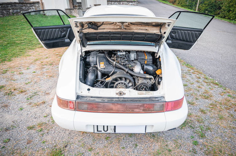Porsche 964 Carrera 4