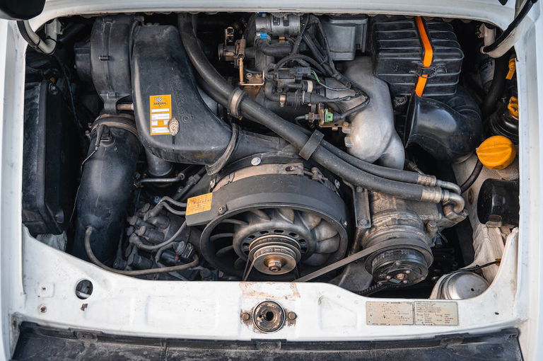 Porsche 964 Carrera 4