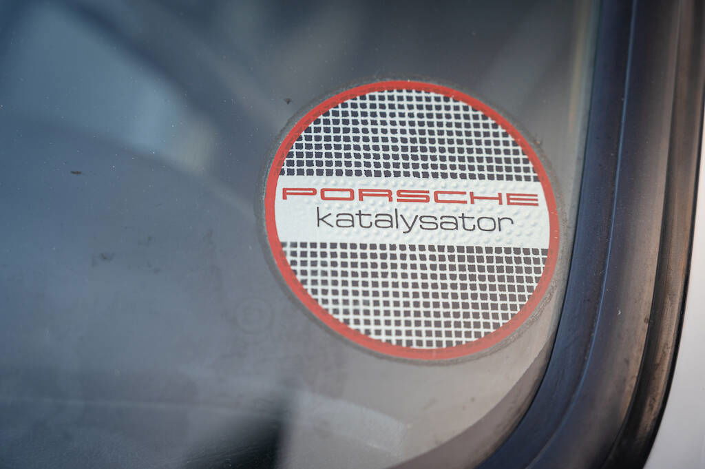 Porsche 964 Carrera 4