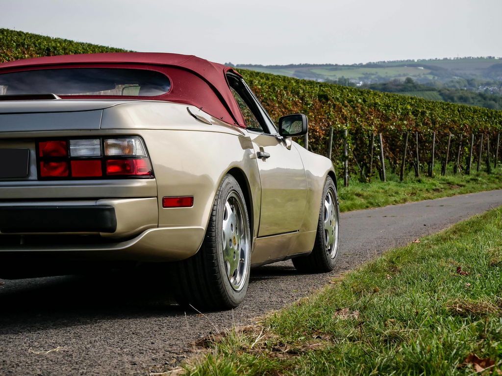 Porsche 944 S2 Cabriolet