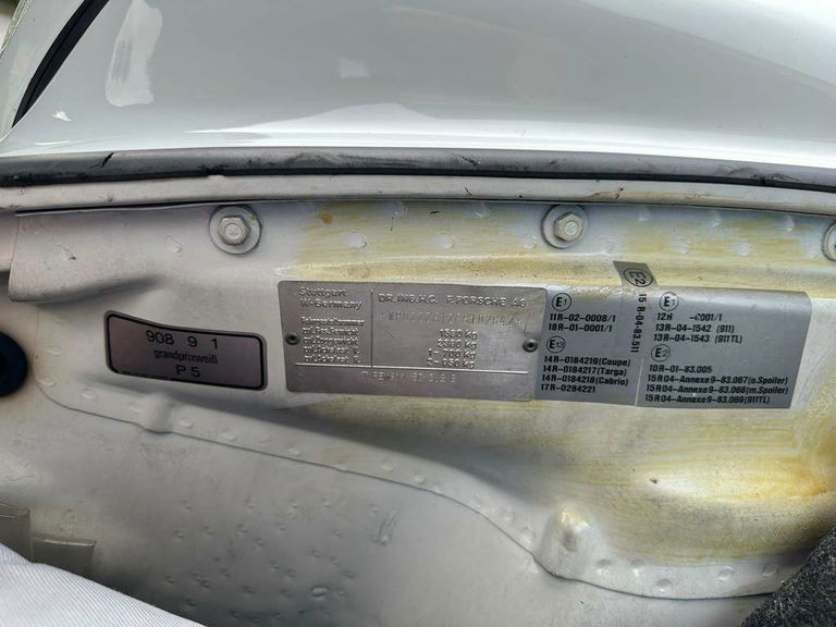 Porsche 911 Carrera 3.2 WTL