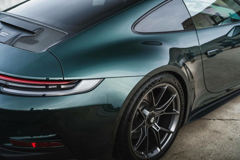 Porsche 992 GT3 Touring