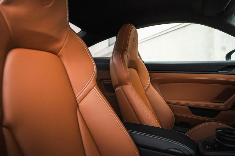 Porsche 992 GT3 Touring